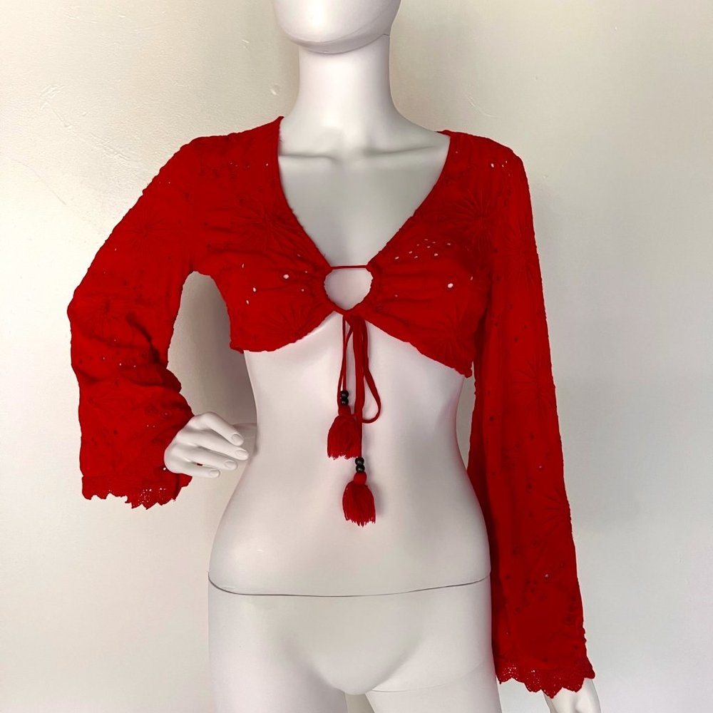 long sleeve tie up crop top